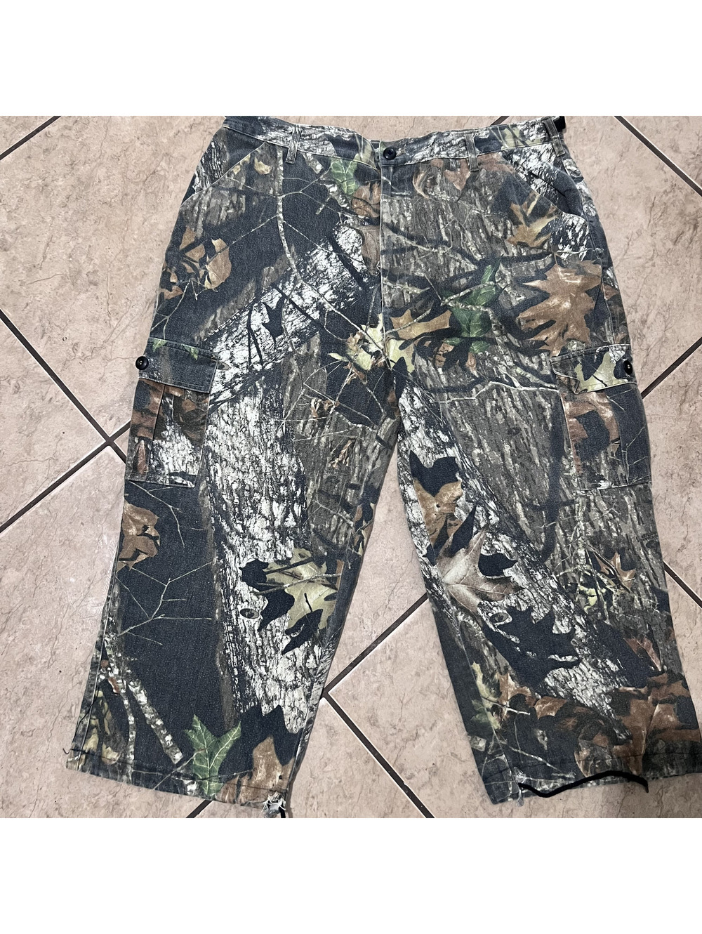 Vtg Jerzees Mens Dark Camo Outdoors Hunting Cropped Baggy Cargo Pants XL 40x22